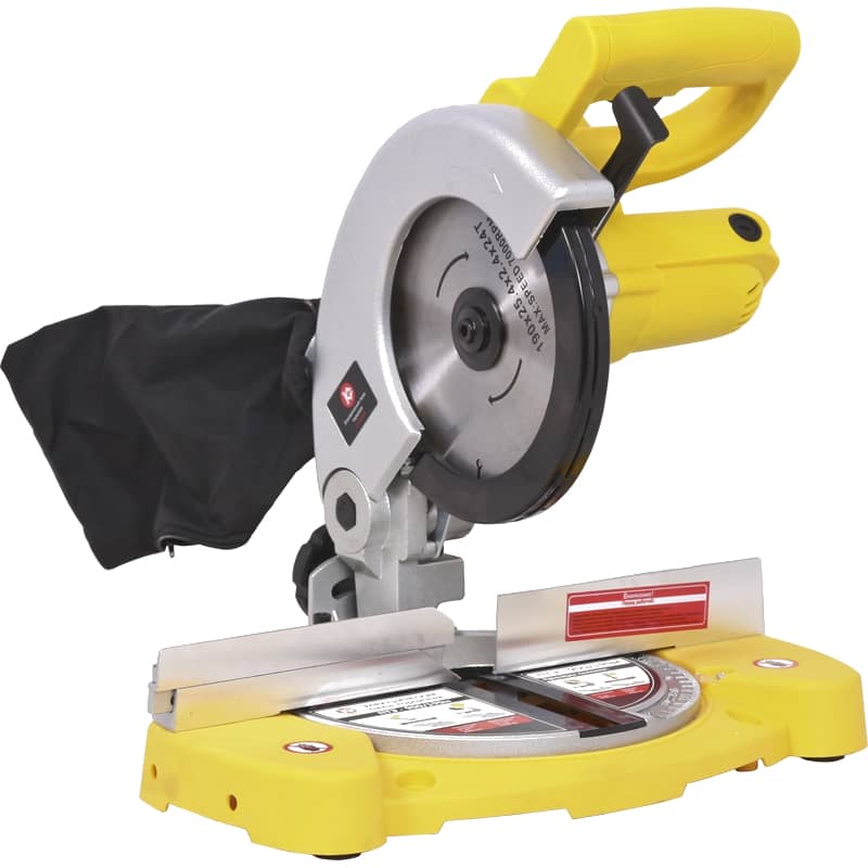 Пила торцовочная Калибр Мастер ПТЭ-900/190м Пила торцовочная Калибр Мастер ПТЭ-900/190м