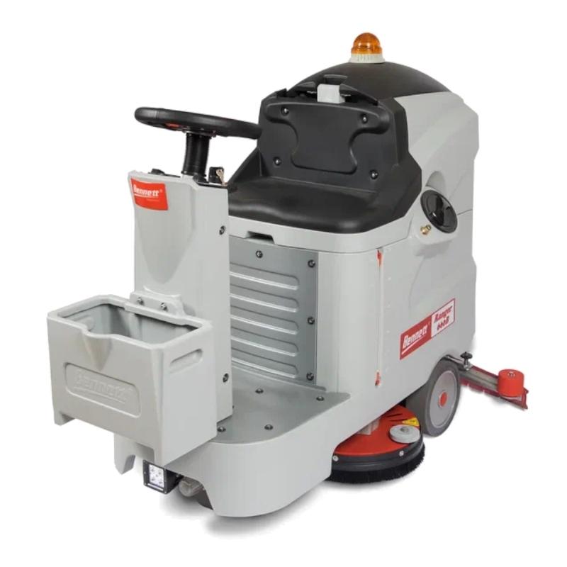 Аккумуляторная поломоечная машина с местом оператора Bennett Ranger R660b (с литиевым АКБ 150 а/ч) Аккумуляторная поломоечная машина с местом оператора Bennett Ranger R660b (с литиевым АКБ 150 а/ч)