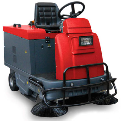 Машина подметальная LION 1250 S Машина подметальная LION 1250 S
