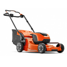 Газонокосилка аккумуляторная Husqvarna LC247i несамоходная Газонокосилка аккумуляторная Husqvarna LC247i несамоходная