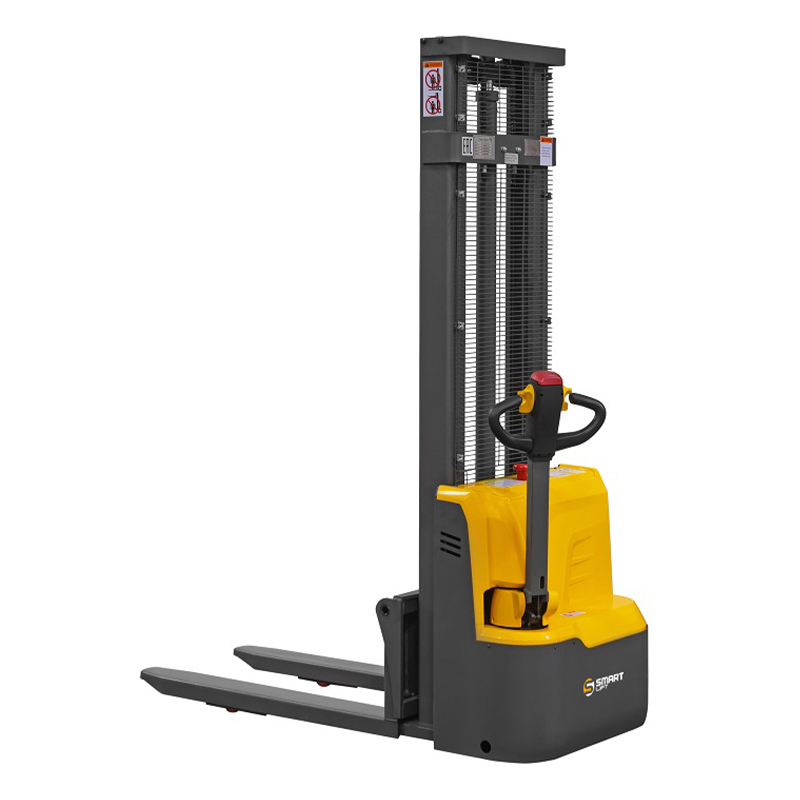Самоходный электрический штабелер SMARTLIFT CDD15R-E N 1500 кг; 3 м; 24В / 105Ач