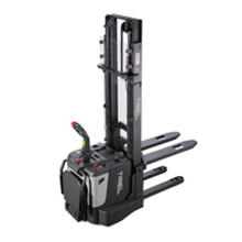 Самоходный штабелер Tisel ES1550 FTX Li-Ion с платформой и боковой поддержкой