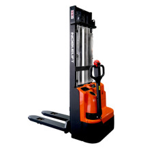 Самоходный штабелер Noblelift ECL15B/N (3600) Самоходный штабелер Noblelift ECL15B/N (3600)