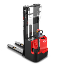 Самоходный штабелер EP Equipment WSA161 Самоходный штабелер EP Equipment WSA161