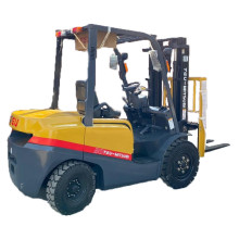 Бензиновый погрузчик TEU-MITSUBI FG30T Бензиновый погрузчик TEU-MITSUBI FG30T