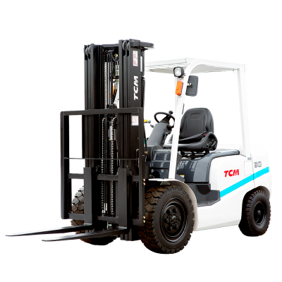 Газобензиновый вилочный погрузчик TCM FG30T3 Газобензиновый вилочный погрузчик TCM FG30T3