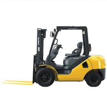 Дизeльный погрузчик Komatsu FD30T-17 Дизeльный погрузчик Komatsu FD30T-17