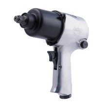 Пневмогайковерт ударный Fubag IW580 1/2" (226л/м 576Нм 6,3бар 1/2") Пневмогайковерт ударный Fubag IW580 1/2" (226л/м 576Нм 6,3бар 1/2")