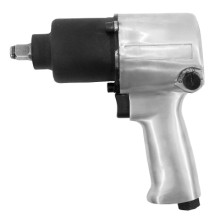 Гайковерт пневматический Quattro Elementi 610 Нм, 1/2, кейс, набор головок Гайковерт пневматический Quattro Elementi 610 Нм, 1/2, кейс, набор головок