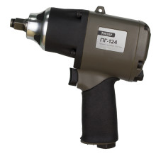 Пневмогайковерт FROSP ПГ-124К в пластиковом кейсе и с головками Пневмогайковерт FROSP ПГ-124К в пластиковом кейсе и с головками